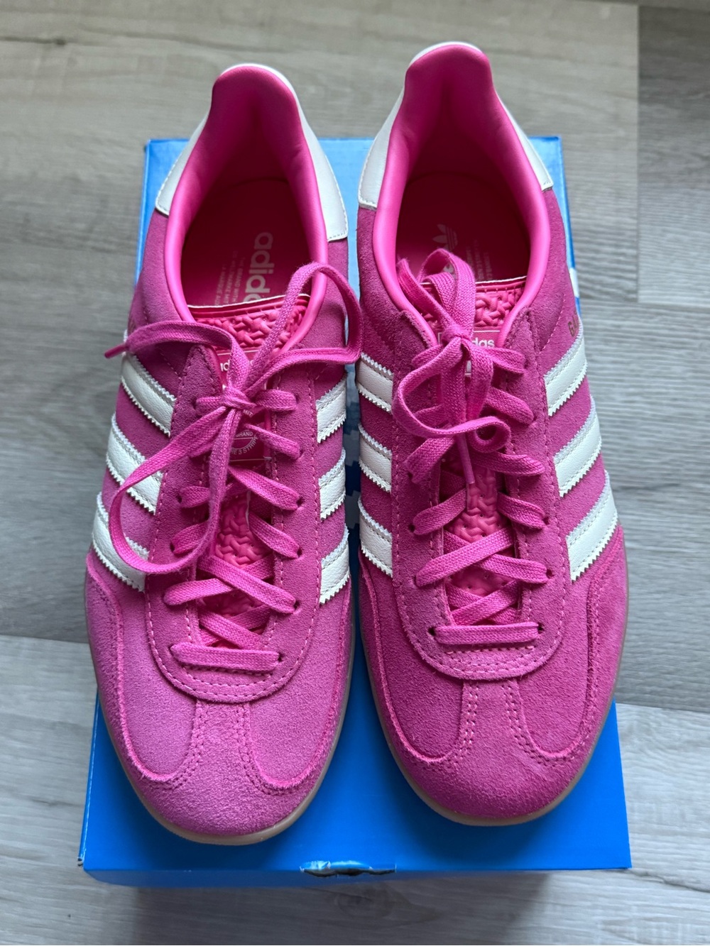 Adidas Gazelle Sneakers - Pink Suede/Gum Sole